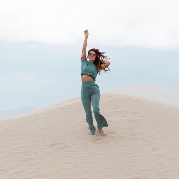 Savvi Courtney Set in Teal Green - Picture 3 of 16